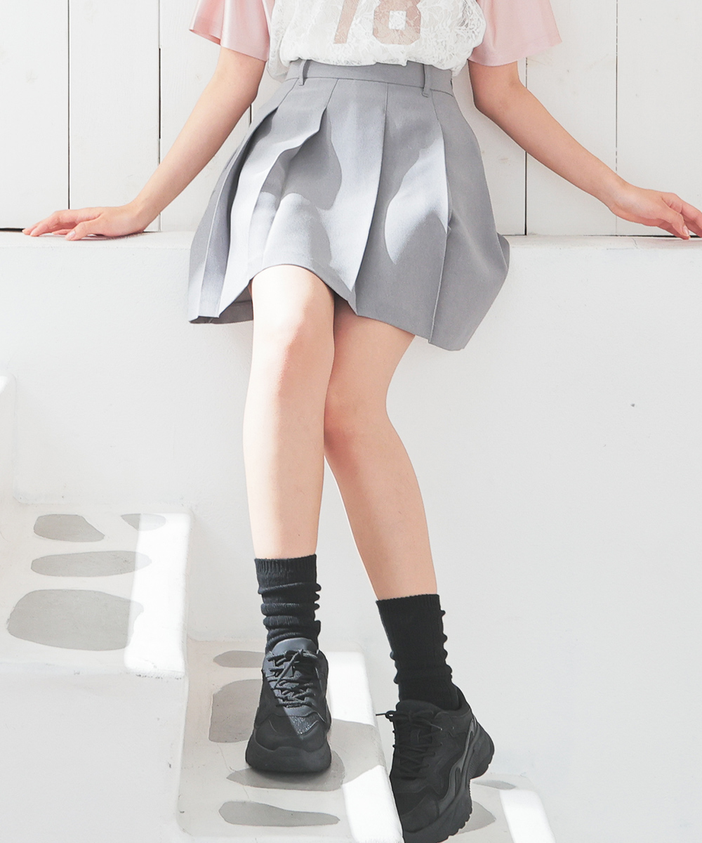 osrs フリルスカートパンツ Mサイズ 新品未開封 organdy frills skirt pants – BUNNY APARTMENT