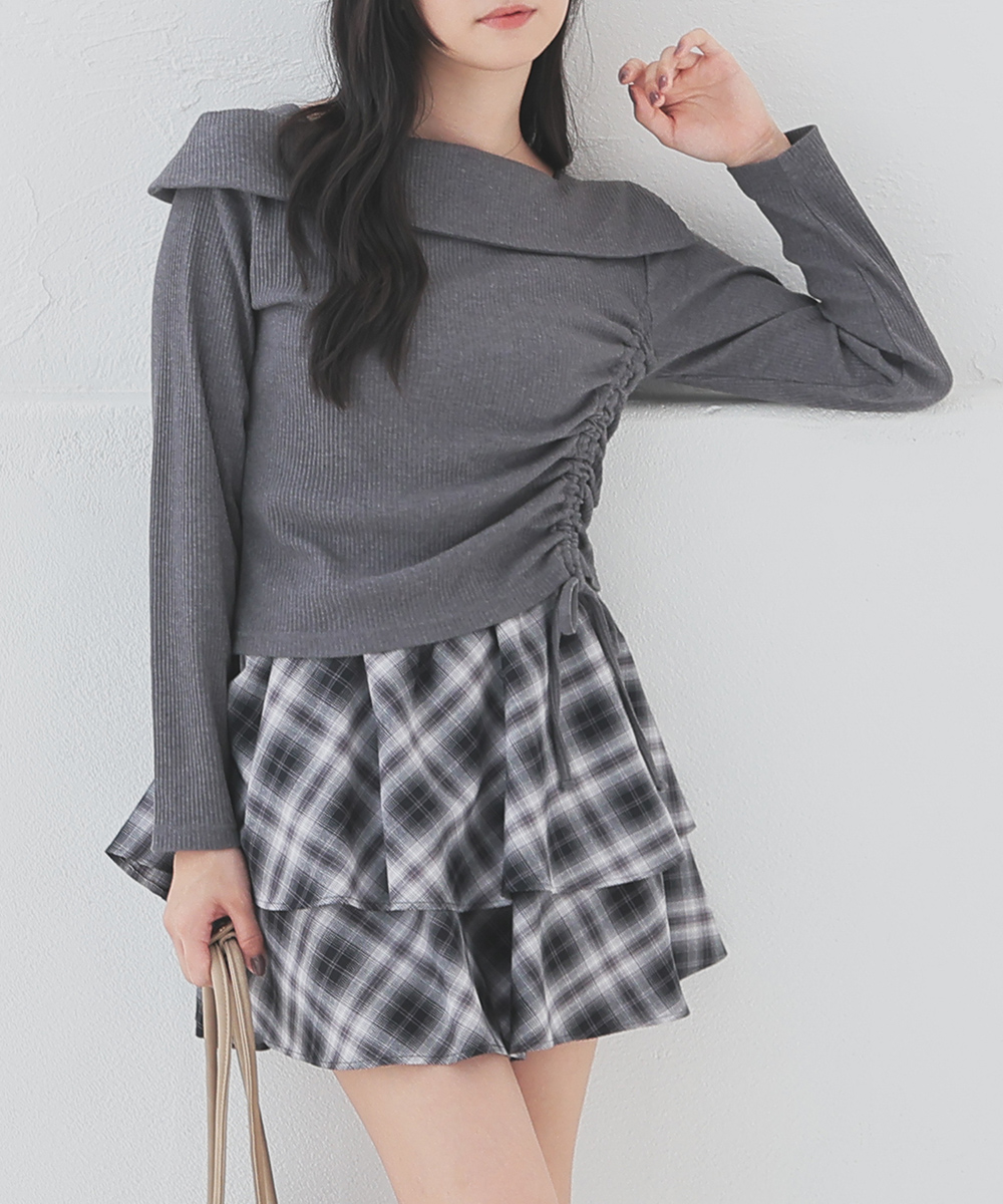 uena オフショルダー スウェット トップス ショート丈 ネイビー ドロスト Honeys（ハニーズ） トップス スウェット 長袖 オフショルダー ボート