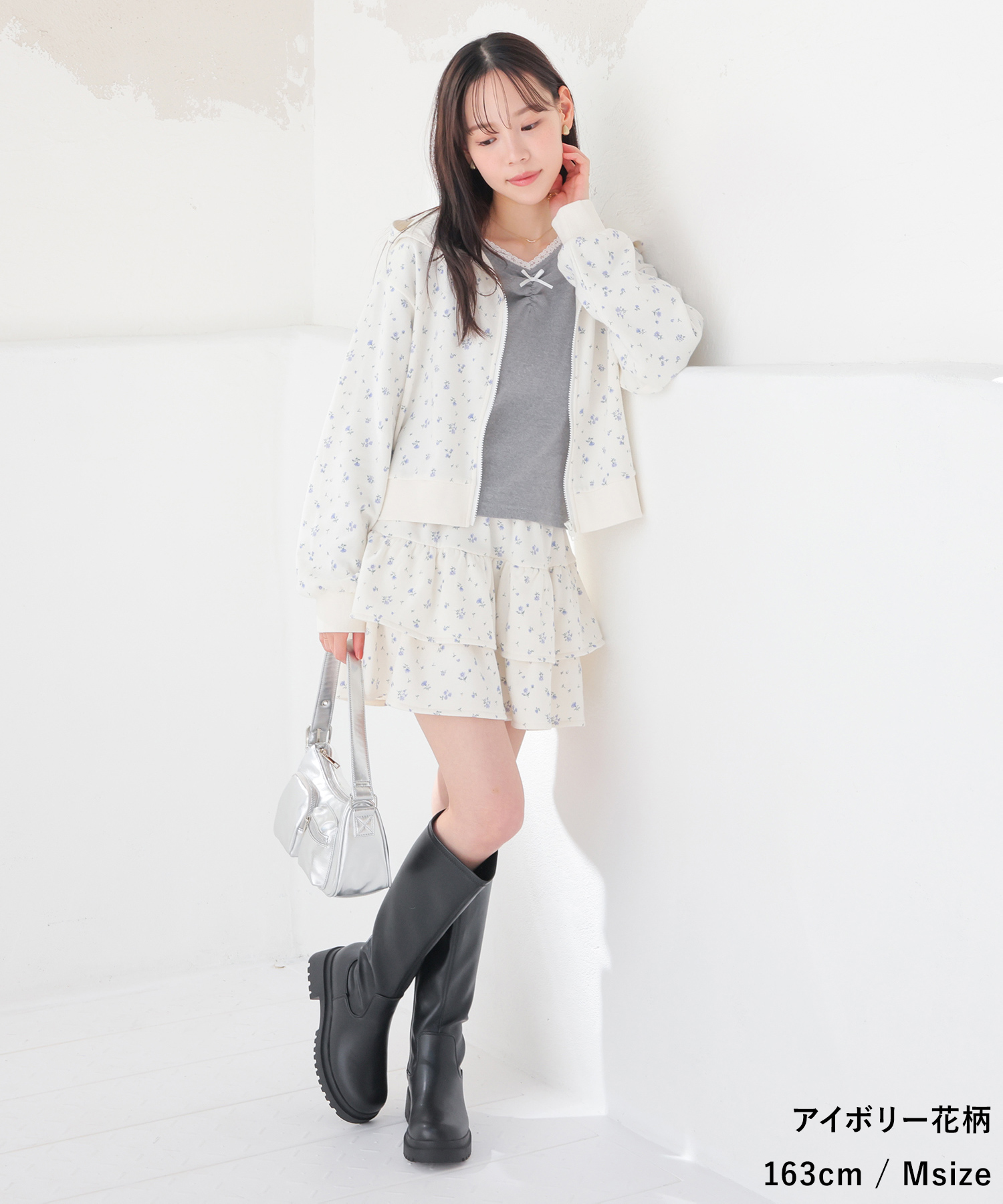 新品未開封　バニーガール アイリン＆サイクロンバニー号 セット パーカー付き 蝸之殻】バニーガール アイリン /サクロンバニー号＆ギアセット/スネ