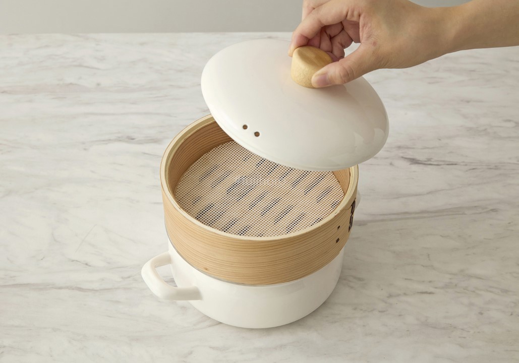 富士ホーロー 送料無料 せいろ付きホーロー鍋 18cm ホワイト