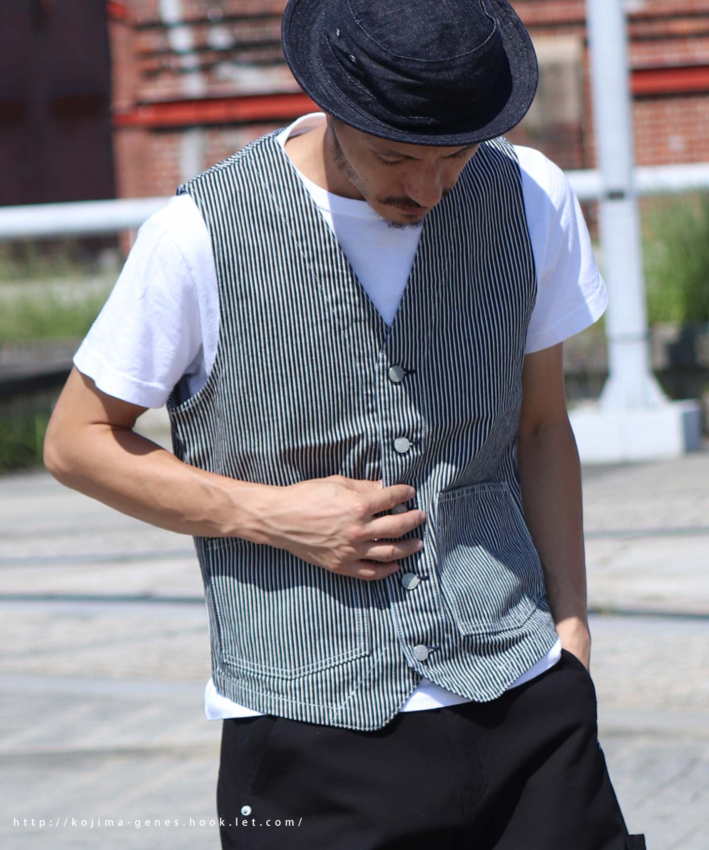 児島ジーンズ 13oz デニム＆ヒッコリー ベスト 【 】 トップス アウトドア キャンプ アメカジ バイク ツーリング ネイビー ストライプ 男性  女性【 RNB568N : HOOK.LET - 通販 - Yahoo!ショッピング