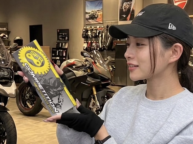 在庫有 セール特価 SFR チェーン 420-100L ノンシールチェーン シルバー ドライブチェーン 関連画像1