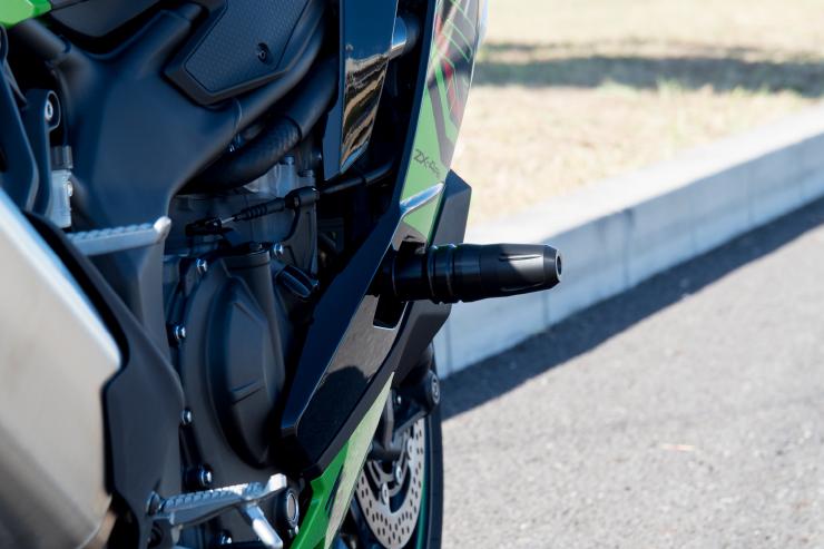 ワールドウォーク（WORLD WARK） Ninja ZX-4RR・ZX-4R SE エンジン