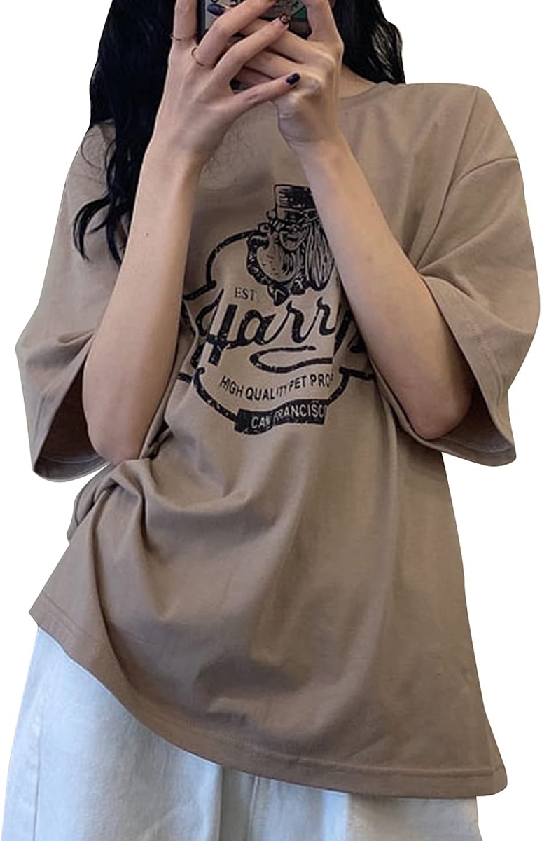 タイムスリップ レディース Tシャツ ゆったり ビックシルエット ロング 五分袖 プリント オーバーサイズ ロゴ( ブラウン, M)