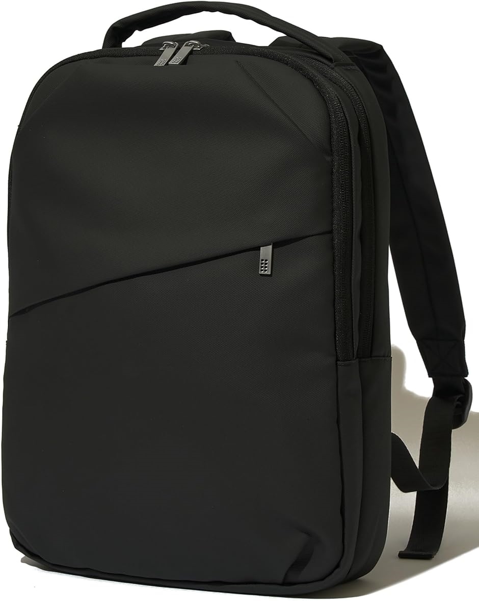 ミニマリストの女性に 新登場、薄さ8cmのスマート リュック レディース