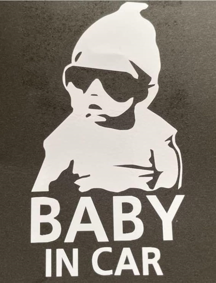 BABY IN CAR シール ちょいワル 赤ちゃん ベビーインカー ステッカー 赤ちゃんが乗ってます 赤ちゃん乗車中( シルバー)｜horikku｜02