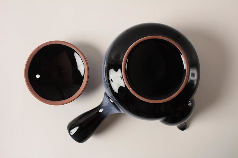 陶器の急須 グレーと茶色のグラデーション 陶器の急須 グレーと茶色のグラデーション 陶器の急須 グレーと茶色の