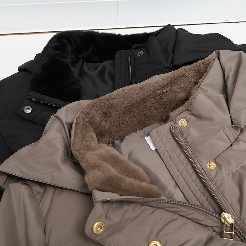 バーバリー　ブリット　美品 ダウンコート　フード　M細身 2026年最新】BURBERRY BRIT レディース ダウンジャケットの人気