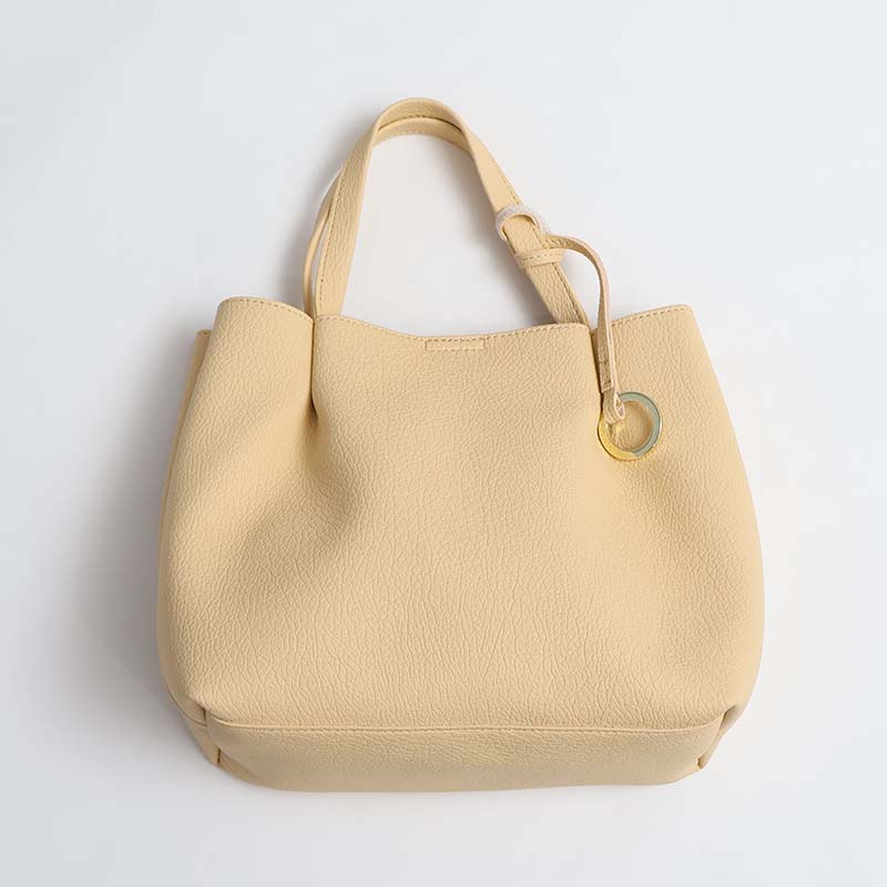 w♡c 新品未使用タグ付き クマタン shopバッグ付き w♡c 新品未使用タグ付き クマタン shopバッグ付き 若槻千夏がバッグ