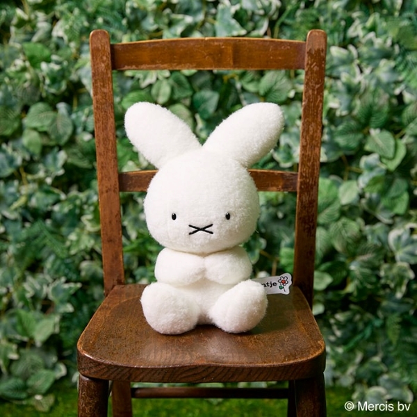 ファーストミッフィー ぬいぐるみ ゴールドネックレス付き 2024年9月7日(土)より発売予定!miffy style限定 15周年記念