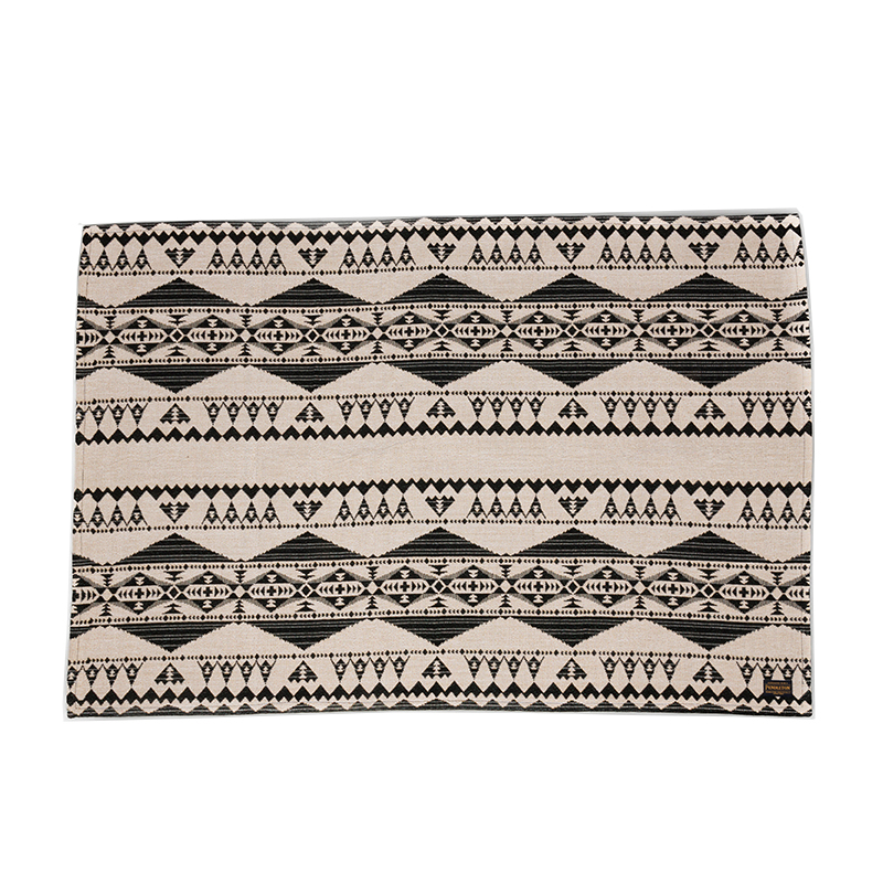 PENDLETON（ペンドルトン） ラグマット ミドルジャガードラグ 90×130cm