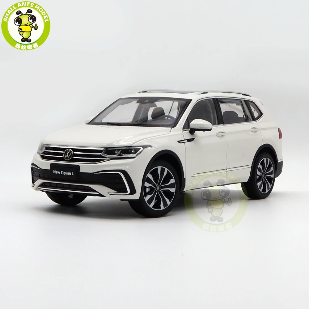 激レア VW POLO フォルクスワーゲン ポロ セダン 1/18 絶版ミニカー