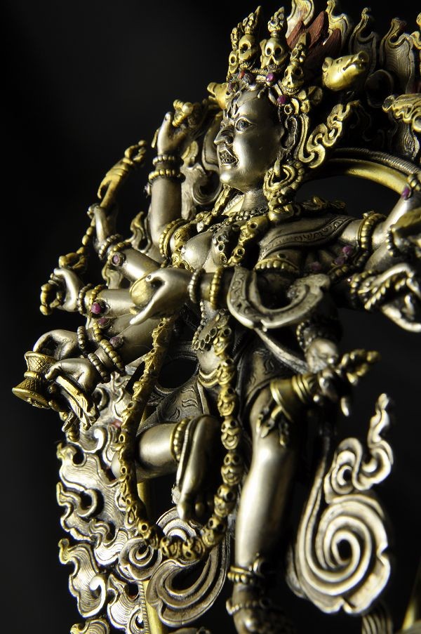 ダーキニー(荼吉尼天)銀製 鍍金彫金仕上げ : 仏像仏画チベット