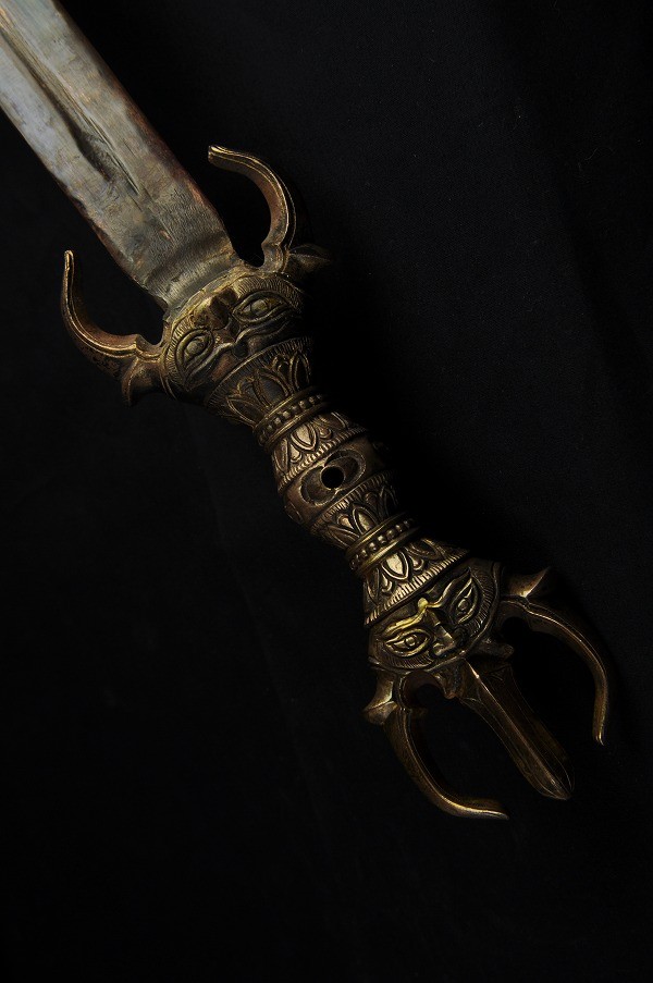 不動明王利剣（銅剣彫金仕上げ） : 仏像仏画チベット美術卸の天竺堂