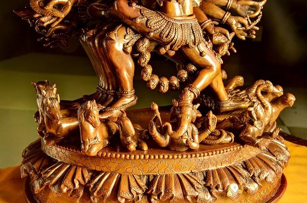 大威徳明王（ヴァジュラバイラヴァ）銅造彫金仕上げ : 仏像仏画