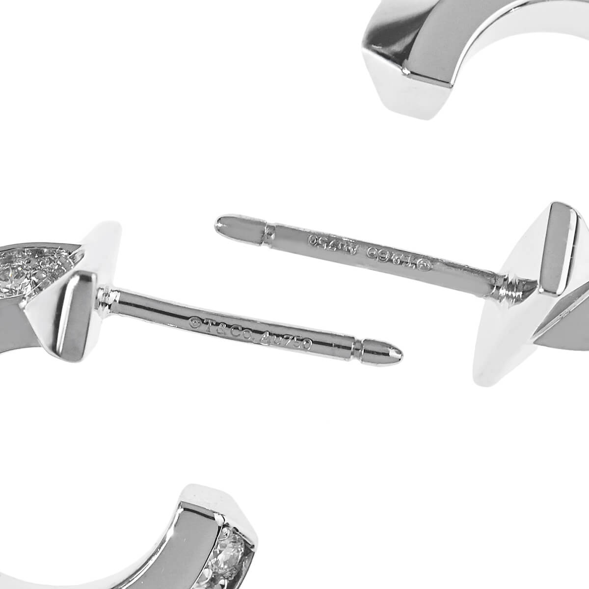 Tiffany & Co. XXIデザイン フープピアス Tiffany & Co. XXIデザイン フープピアス Tiffany & Co. XXIデザイン