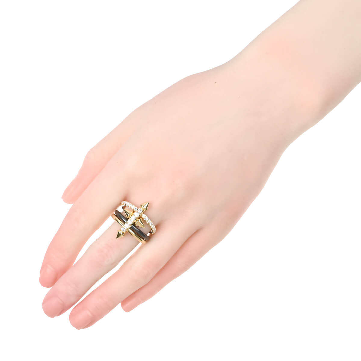 TIFFANY&Co.（ティファニー） タイタン byファレル・ウィリアムス 