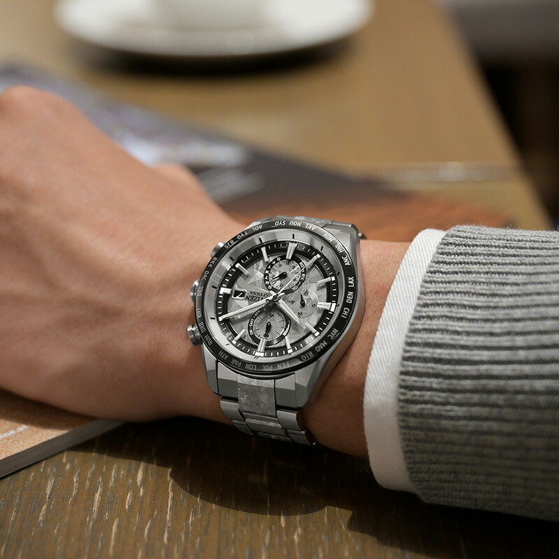 【稼働品】CITIZEN アテッサ　シチズン ソーラー 腕時計 シチズン 腕時計 CITIZEN 時計 アテッサ シルバー メンズ 電波ソーラー
