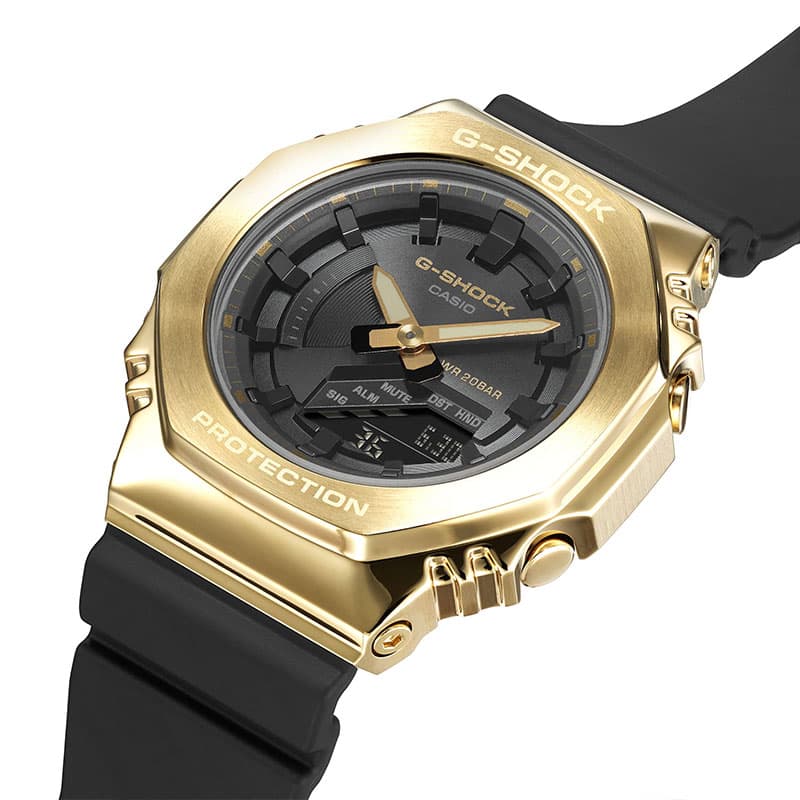 ジーショック G-SHOCK GM-S2100GB-1AJF 金　黒　送料無料 G-SHOCK カシオ 腕時計 CASIO 時計 Gショック METAL COVERED