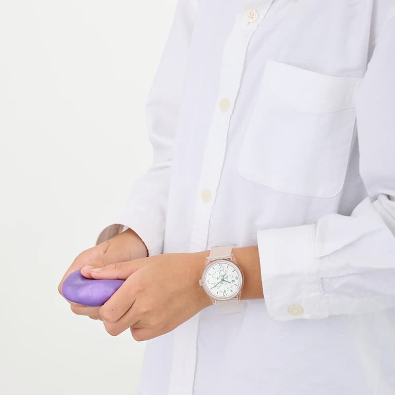 シチズン 腕時計 Q&Q 時計 CITIZEN ソーラー 防水 軽い スマイル