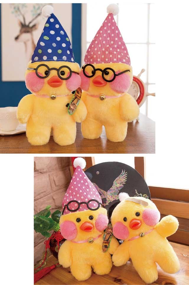アヒルのぬいぐるみ