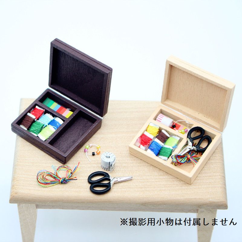 ミニチュア雑貨  ハサミ付き 糸セット