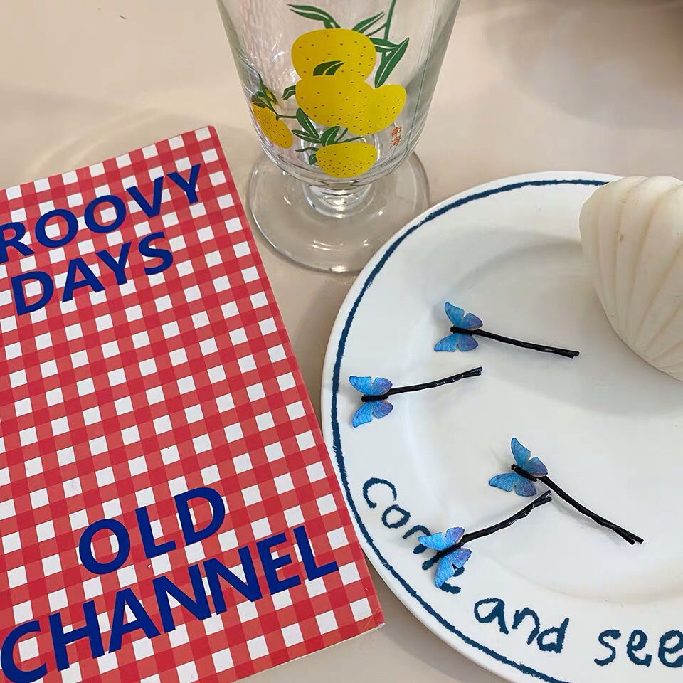 青い蝶々 ヘアピン