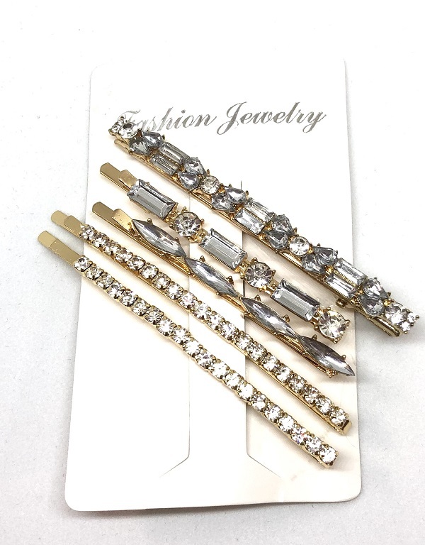 ☆✴︎クリップフェス10 キラキラストーン幸運の四つ葉のヘアピン2個