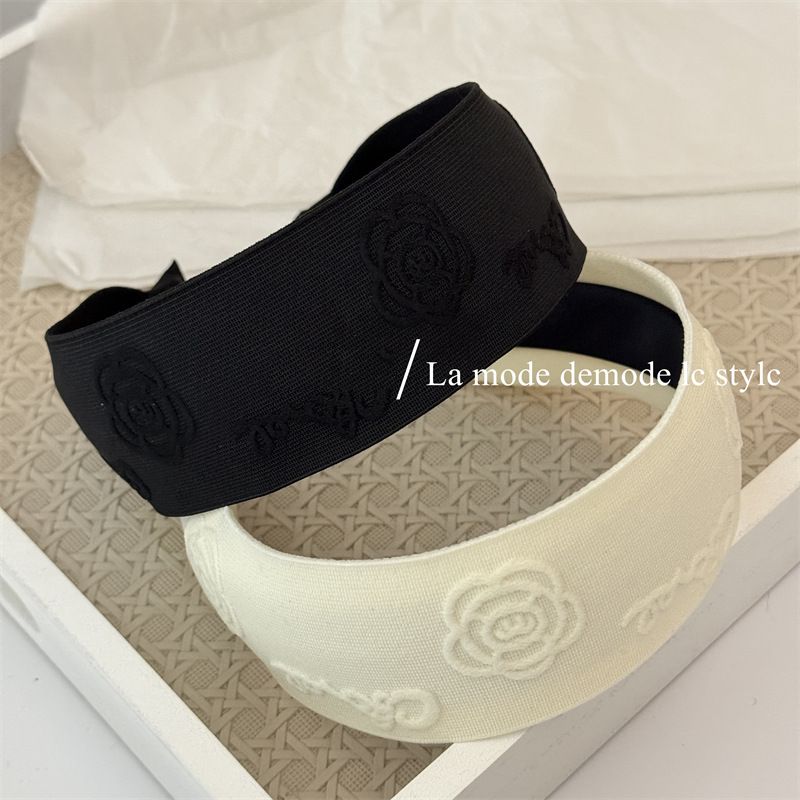 シック バラ ロゴ入り カチューシャ