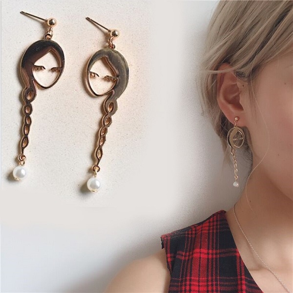 送料無料 三つ編みヘアの少女 ピアス 女性 モチーフ パール 上品