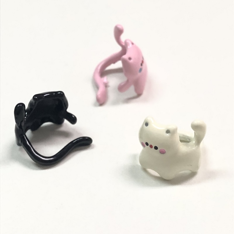イヤーカフ カラーネコ 猫 ねこ ピアス