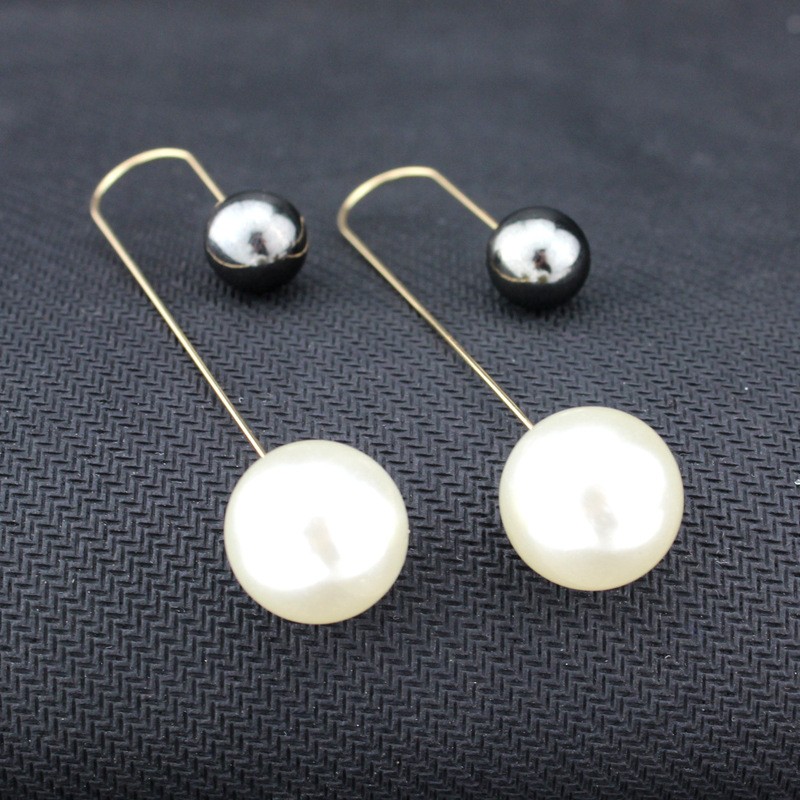 ツインボール 弓形フープピアス