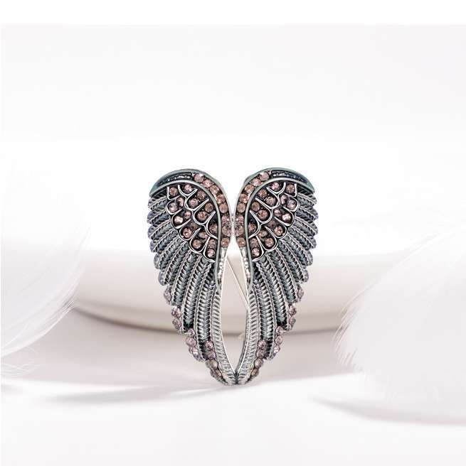 希少⭐️バーバリー スイングブローチ 可動式針 ラインストーン 希少