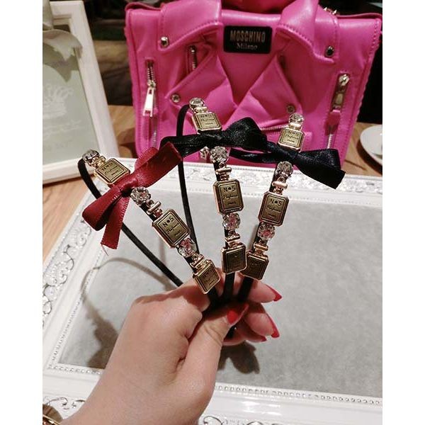 ビジューパフューム カチューシャ♪