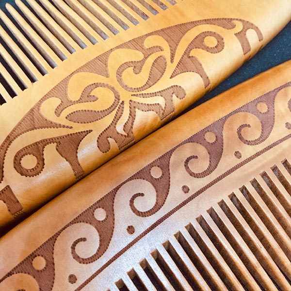 くし 木彫り 桃木 解櫛 美容 コーム アジアン 小物 雑貨 su21080