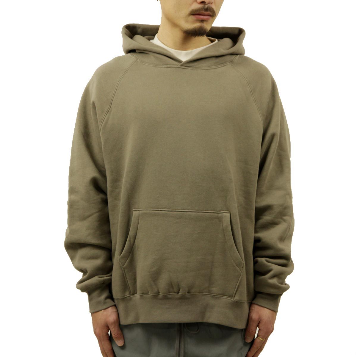 フィアオブゴッド fog essentials パーカー メンズ 正規品 FEAR OF GOD