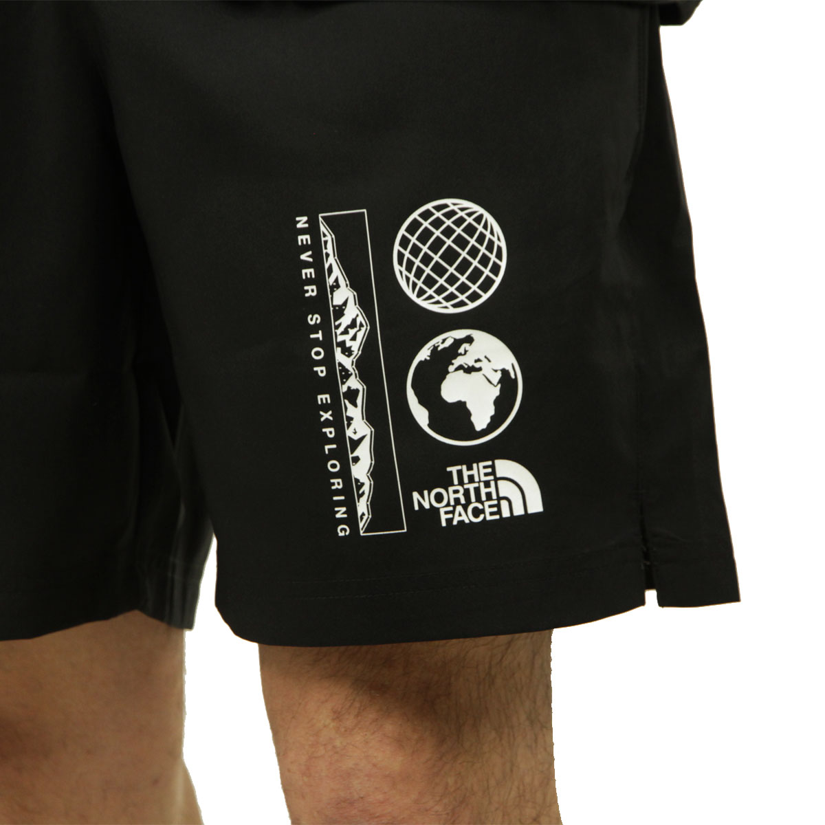 ノースフェイス メンズ ショートパンツ 正規品 THE NORTH FACE ハーフパンツ ボトムス 海外限定 M 24/7 7IN SHORT-GRAPHIC TNF BLACK NF0A8G84 JK3