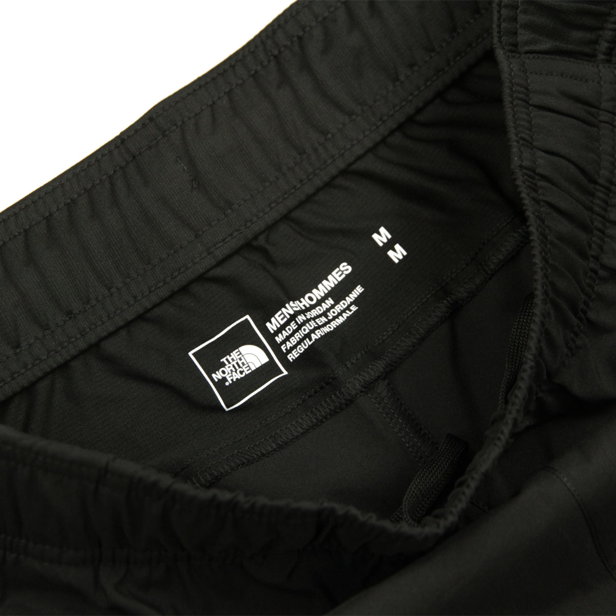 ノースフェイス メンズ ショートパンツ 正規品 THE NORTH FACE ハーフパンツ ボトムス 海外限定 M 24/7 7IN SHORT-GRAPHIC TNF BLACK NF0A8G84 JK3