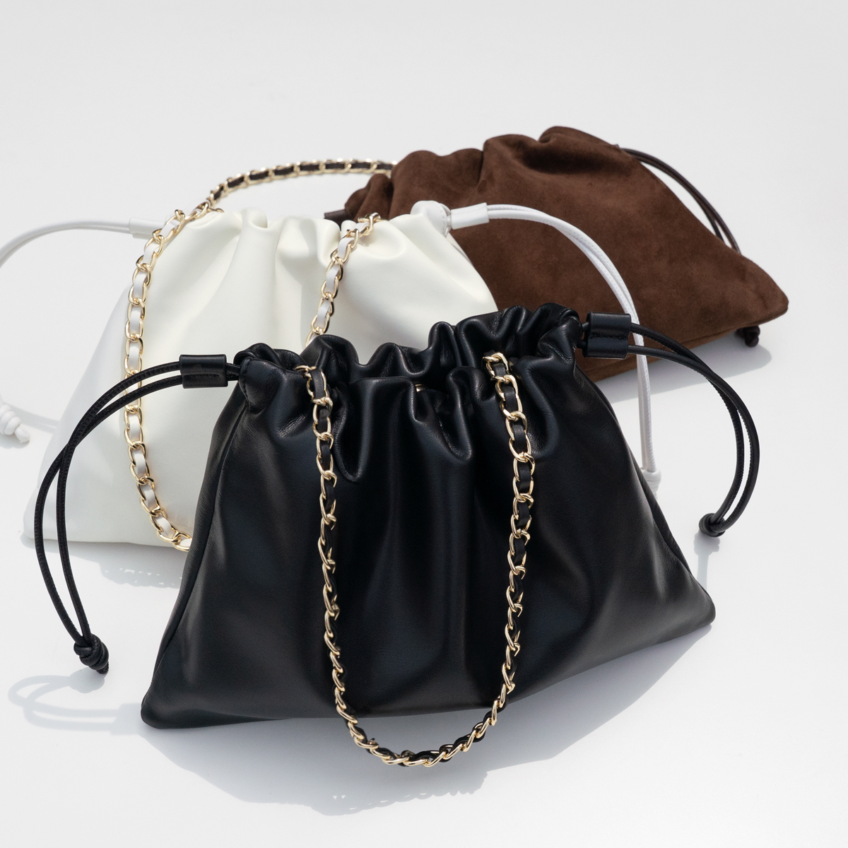 本革 巾着バッグ レディース ショルダーバッグ 3way クラッチバッグ