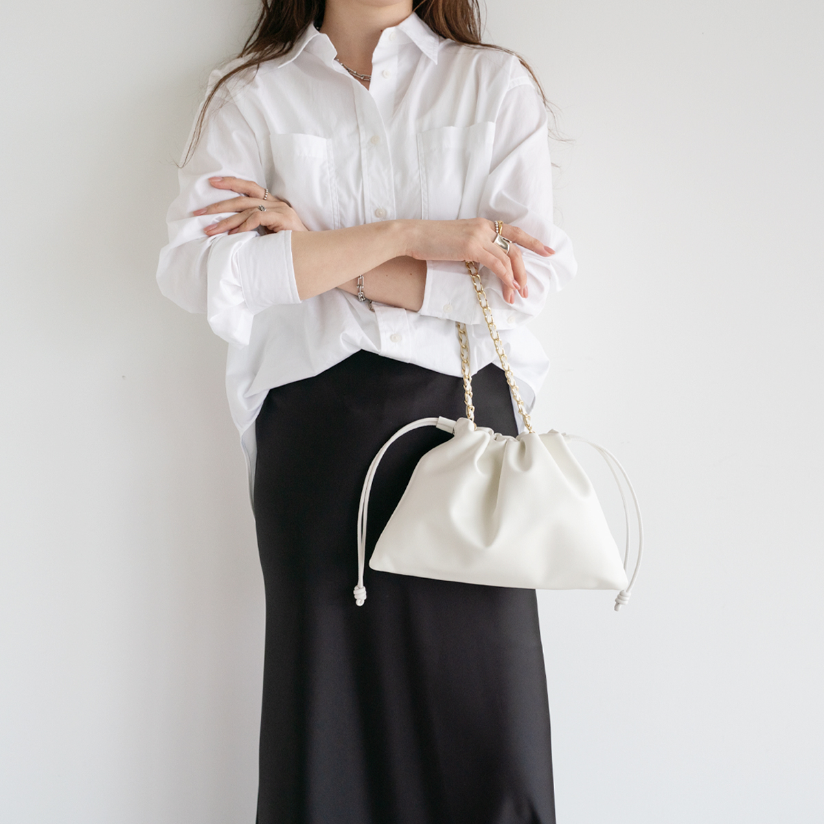本革 巾着バッグ レディース ショルダーバッグ 3way クラッチバッグ
