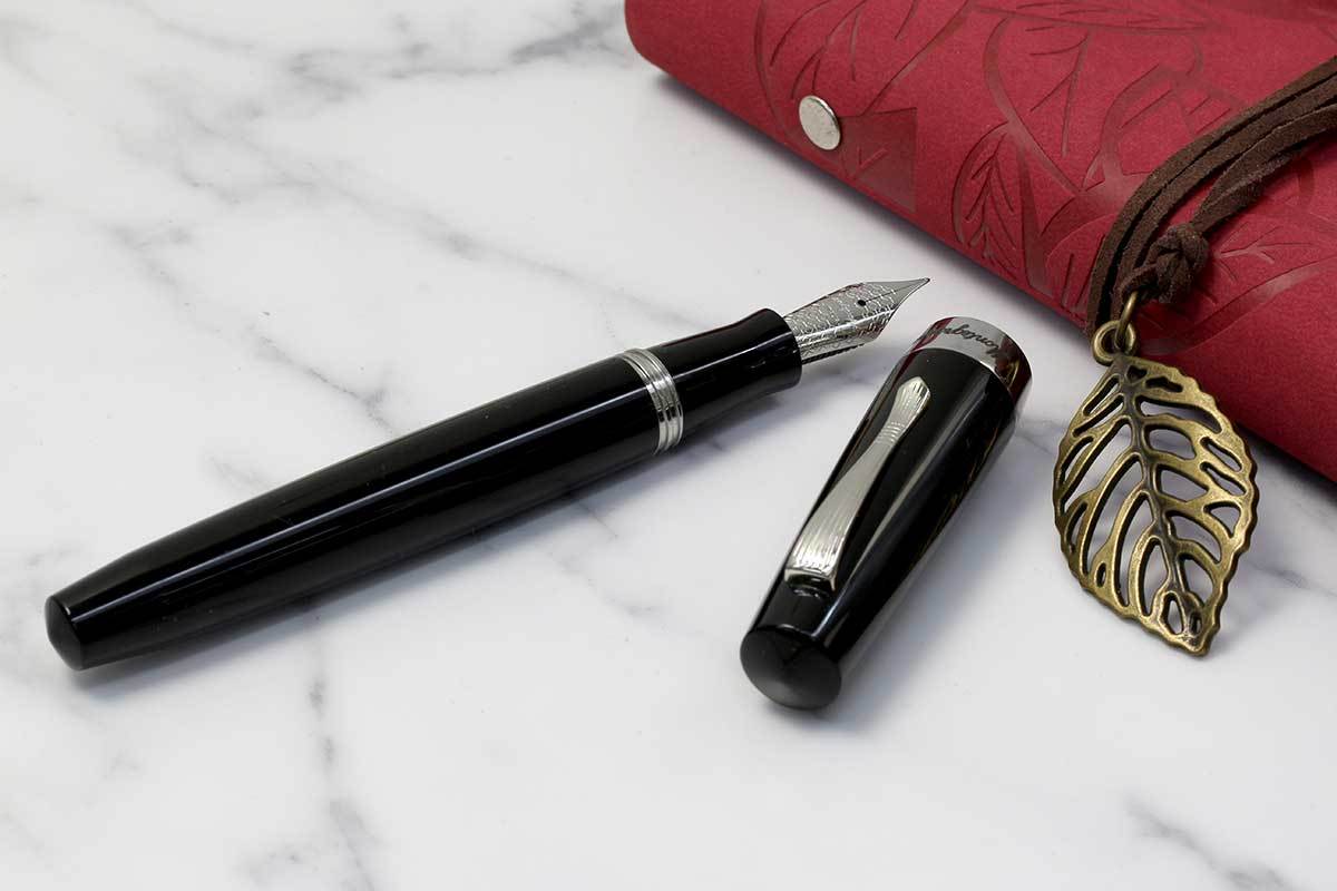 Montegrappa（モンテグラッパ） 万年筆 Montegrappa ELMO エルモ 02