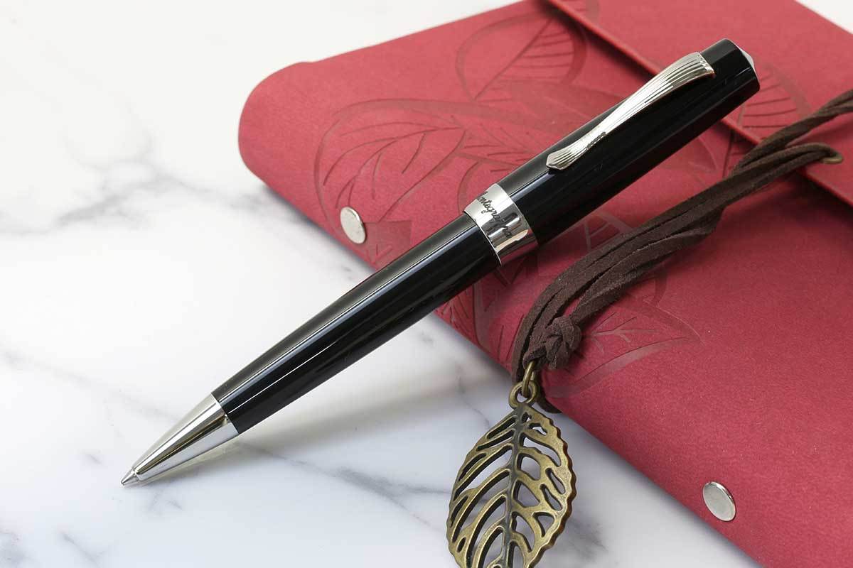 モンテグラッパ　エルモ02ボールペン(未使用品　箱付き) 新品)Montegrappa モンテグラッパ ボールペン エルモ02 コルティーナ