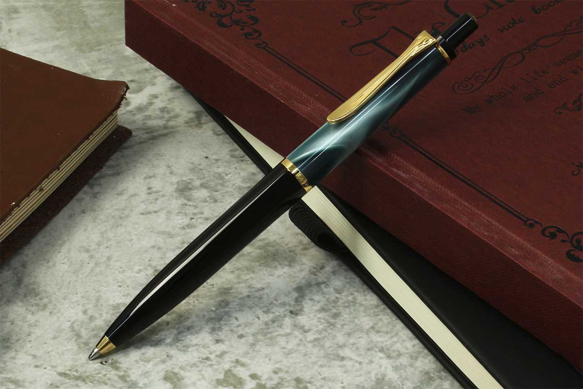 Pelikan（ペリカン） ボールペン クラシック K200 マーブルグリーン