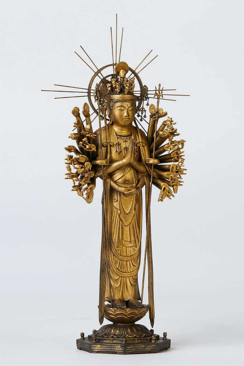 黄楊　４寸　立千手観音　仏像 035 楽天市場】千手観音菩薩立像 白木製 4.5寸 高さ25.8cm×巾10.9cm