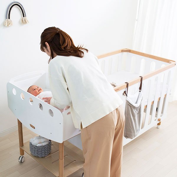 ベビーベッド ゆりかご キャスター付き Amazon.co.jp: UBRAVOO ベビーベッド ゆりかご ベビーラック