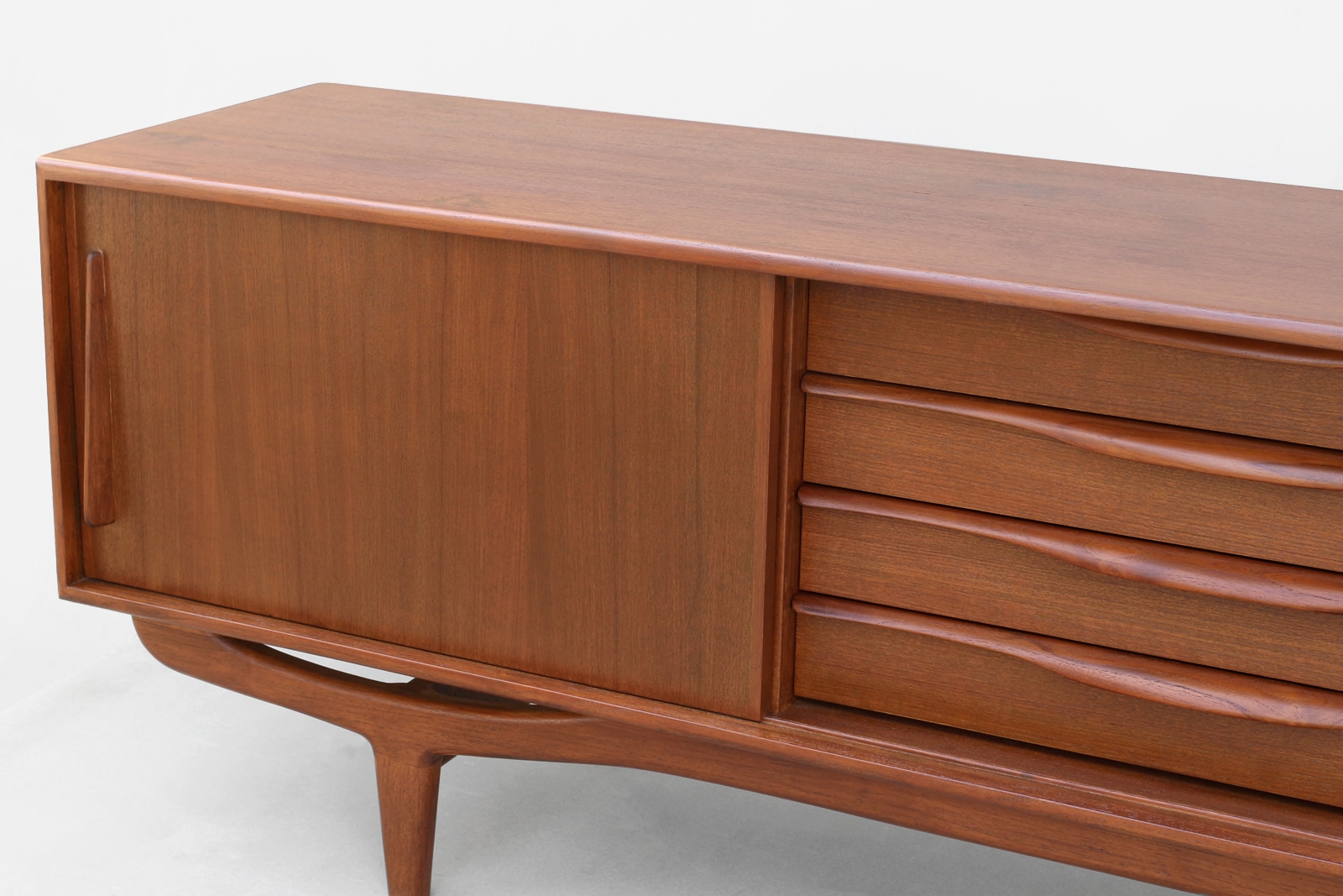 SALE10％OFF 北欧デザイン家具 Klokken クロッケン テレビボード 01 幅