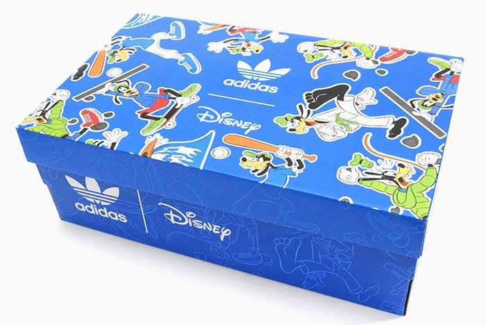 ADIDAS xディズニー【 アディレット コンフォート スライド 】 ディズニー × アディダス オリジナルス ZX700 