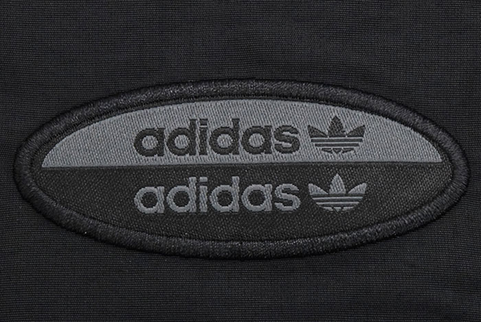 adidasアディダスのジャケット Essential Vest07