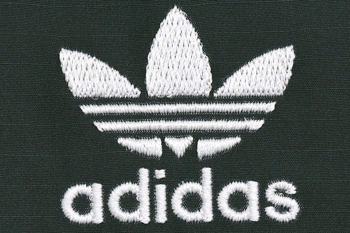 adidasアディダスのジャケット Camo Coach07