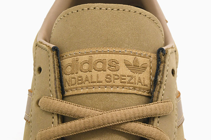 adidas Originals アディダス スニーカー レディース & メンズ